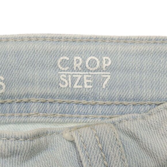 Almost Famous Crop Jeans Size 7 Juniors Roll Cuff Distressed Blue Measures 30x18 - Picture 8 of 10